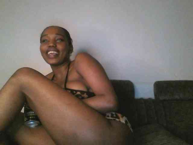 Sweetberry77 webcam