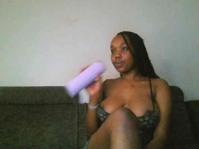 Sweetberry77 webcam