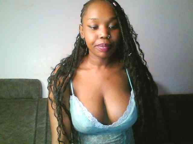 Sweetberry77 webcam
