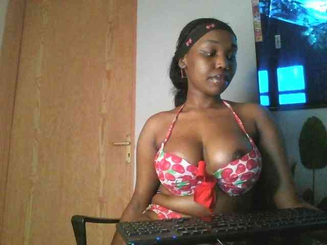 Sweetberry77 webcam