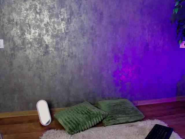ScarlettJakobs webcam