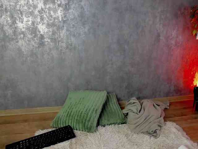 ScarlettJakobs webcam
