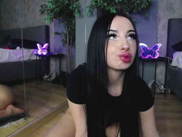 ScarlettJakobs webcam