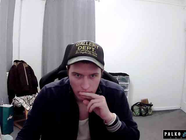 plkkrisztian0 Live Webcam on BongaCams