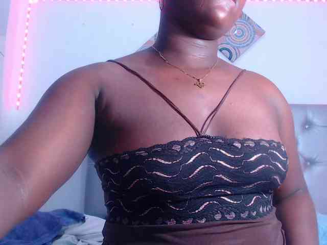 bigass-ebony webcam