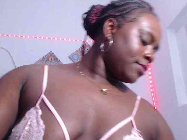 bigass-ebony webcam