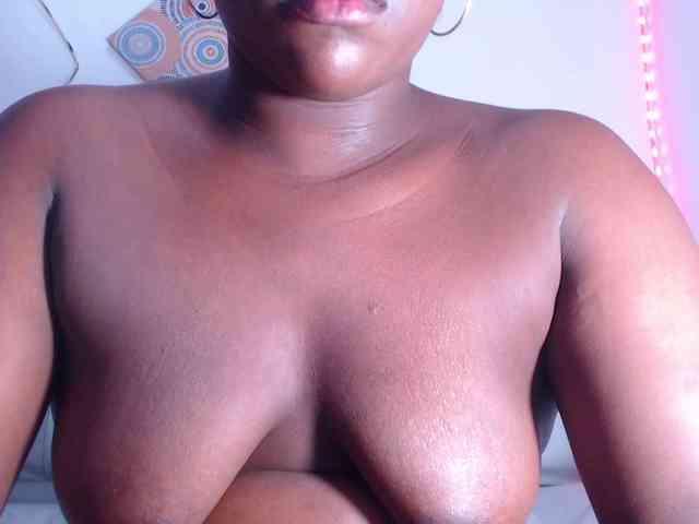 bigass-ebony webcam