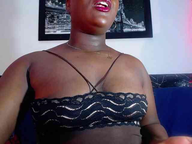 bigass-ebony webcam