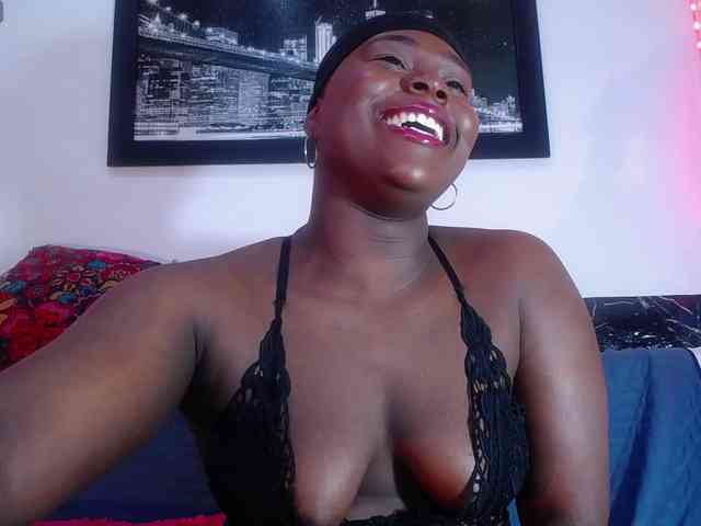 bigass-ebony webcam
