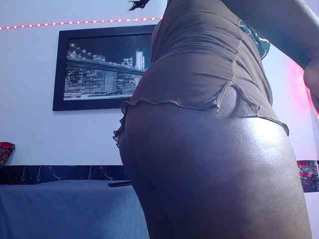 bigass-ebony webcam