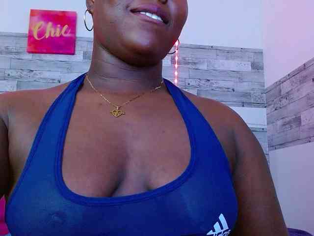 bigass-ebony webcam