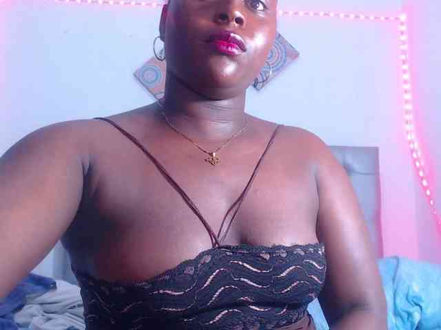 bigass-ebony webcam