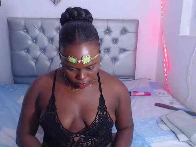 bigass-ebony webcam
