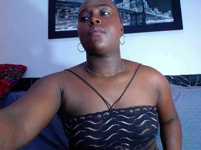 bigass-ebony webcam