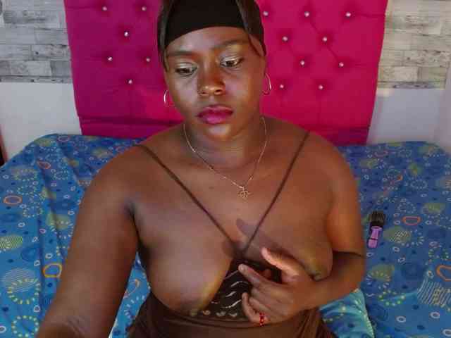 bigass-ebony webcam