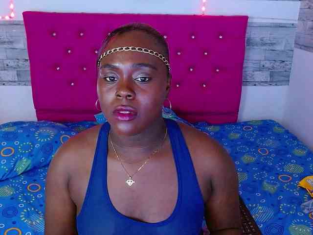 bigass-ebony webcam