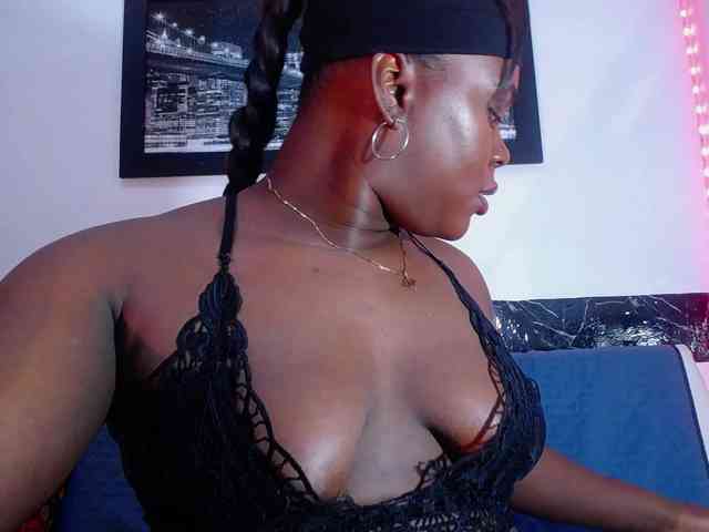 bigass-ebony webcam