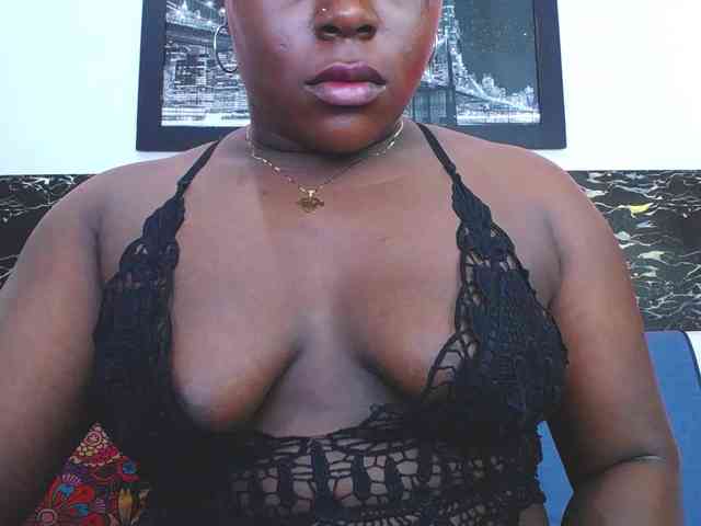 bigass-ebony webcam