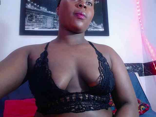 bigass-ebony webcam