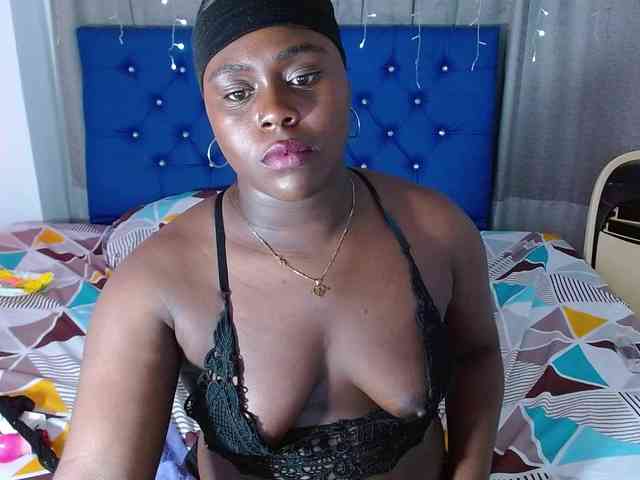 bigass-ebony webcam