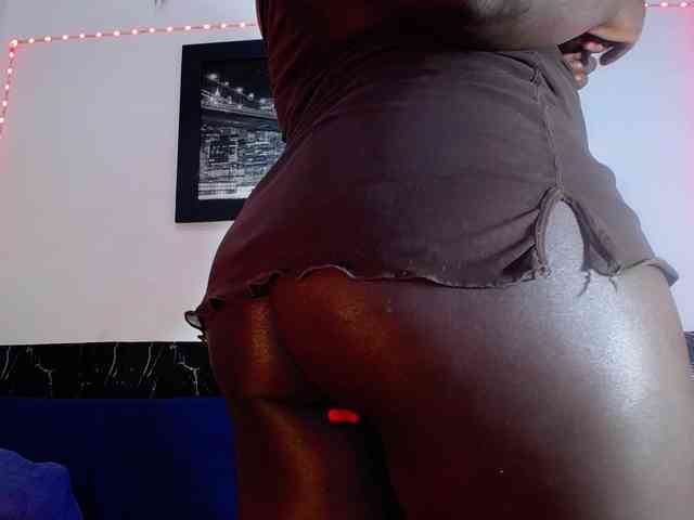 bigass-ebony webcam