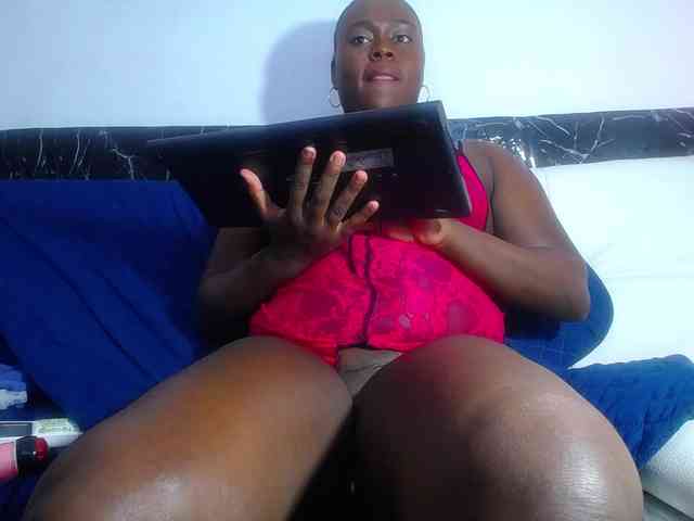 bigass-ebony webcam