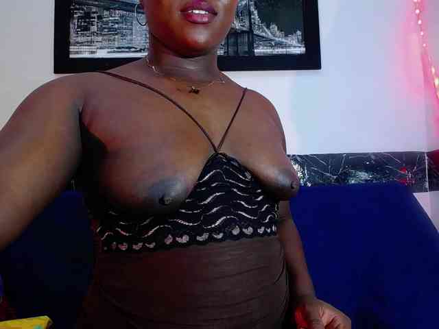 bigass-ebony webcam