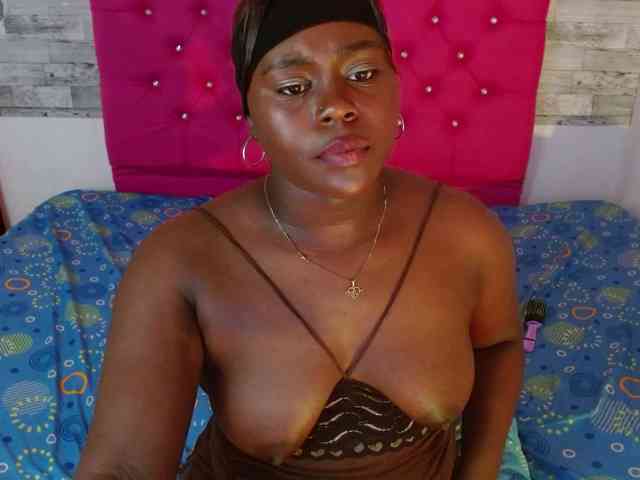 bigass-ebony webcam