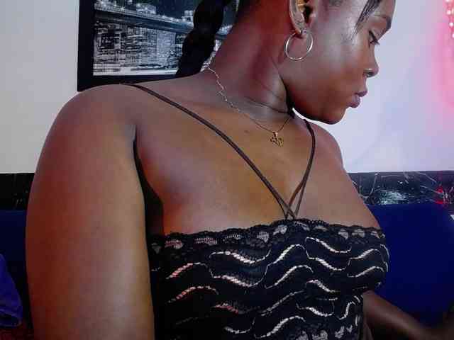 bigass-ebony webcam
