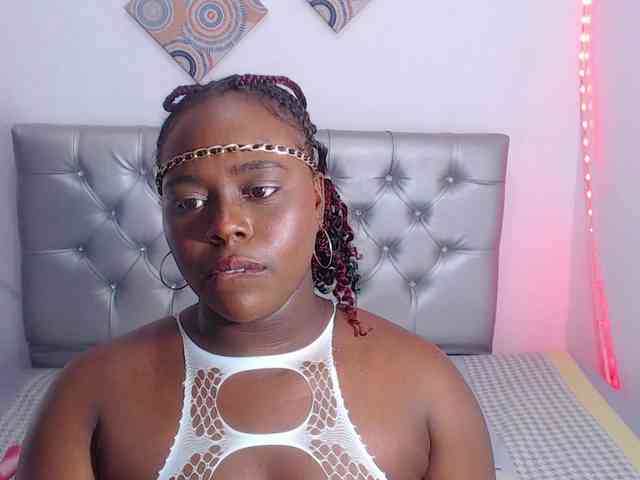 bigass-ebony webcam