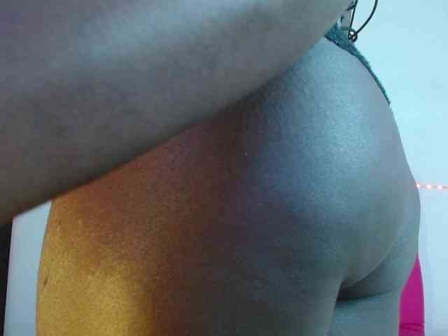 bigass-ebony webcam
