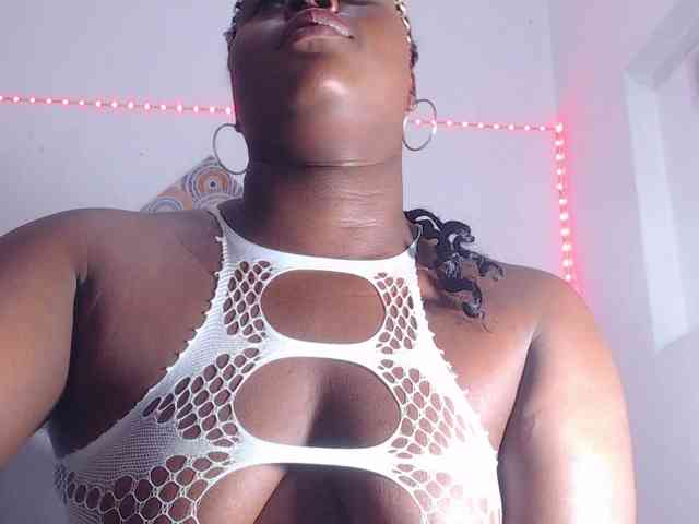bigass-ebony webcam
