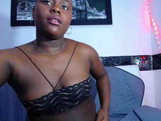 bigass-ebony webcam