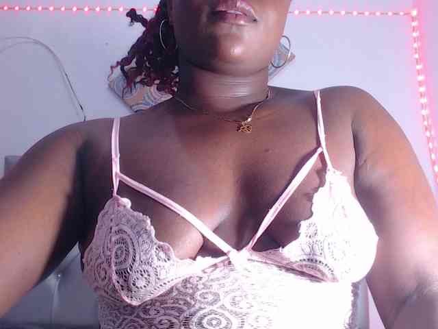 bigass-ebony webcam