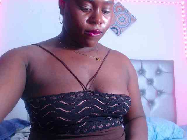 bigass-ebony webcam