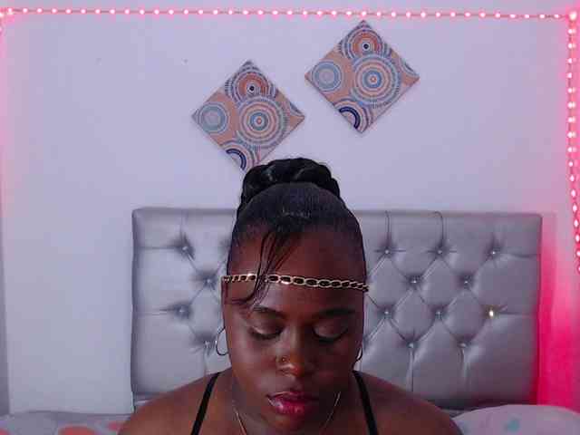 bigass-ebony webcam