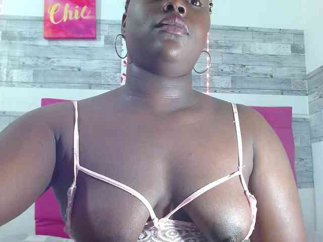 bigass-ebony webcam