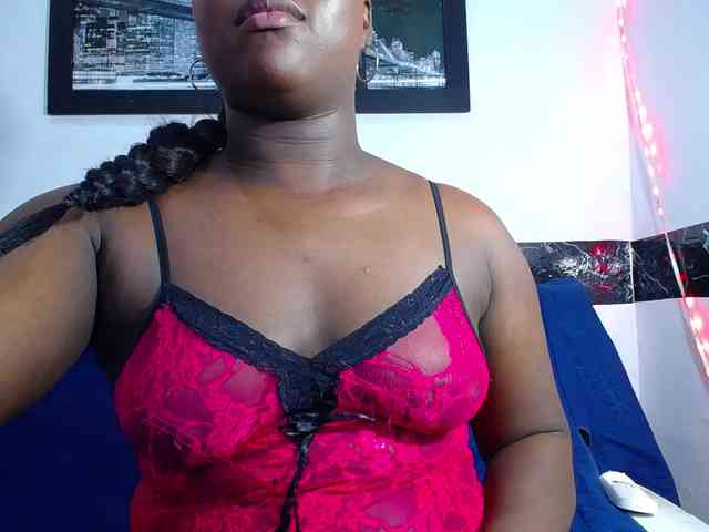 bigass-ebony webcam