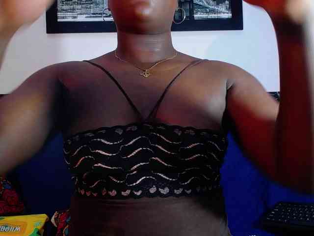 bigass-ebony webcam