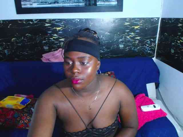 bigass-ebony webcam