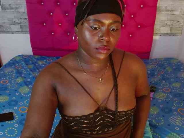 bigass-ebony webcam