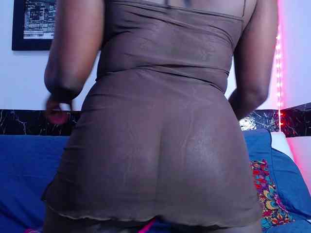 bigass-ebony webcam