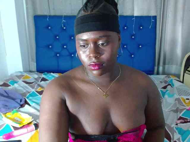 bigass-ebony webcam