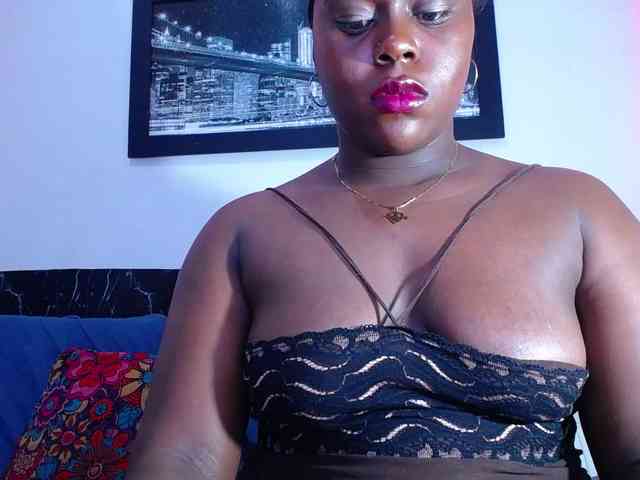 bigass-ebony webcam