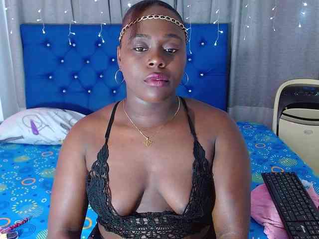 bigass-ebony webcam