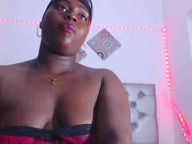 bigass-ebony webcam