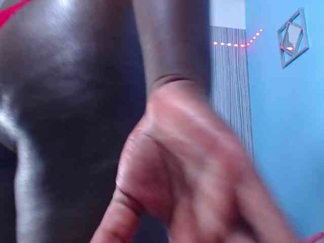 bigass-ebony webcam