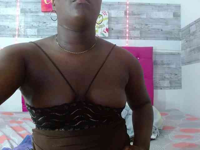bigass-ebony webcam