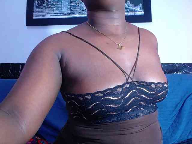 bigass-ebony webcam