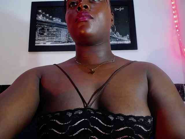 bigass-ebony webcam